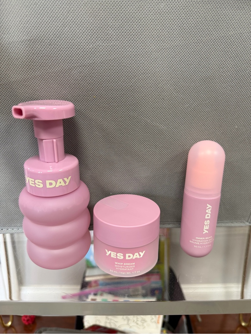 Women's Pink Skincare Set – Hydrating Cream & Serum